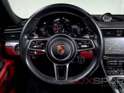 Used 2017 Porsche 911 Targa 4S image 27