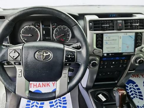 Used 2022 Toyota 4Runner Limited AWD/4WD image 15