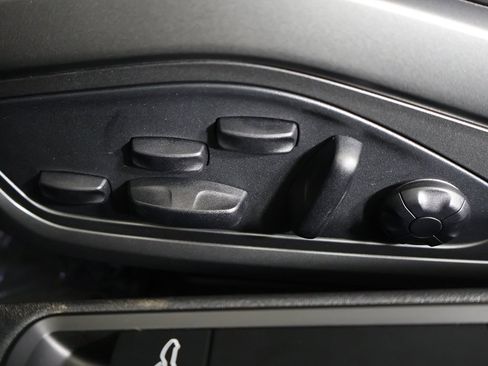 Used 2023 Porsche 911 Turbo image 35