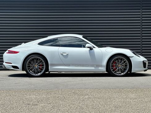 Used 2018 Porsche 911 Carrera S RWD image 9