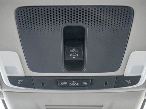 Certified 2025 Honda CR-V EX image 26