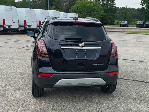 Certified 2021 Buick Encore Preferred w/ Safety Package FWD image 7