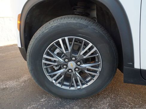 New 2026 Chevrolet Traverse LT FWD image 29
