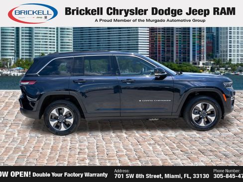 Used 2024 Jeep Grand Cherokee Limited 4xe AWD/4WD image 4