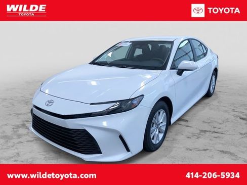 Certified 2026 Toyota Camry LE FWD image 1