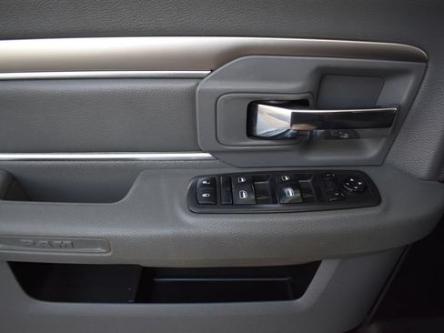 Used 2019 RAM 1500 Big Horn RWD image 18