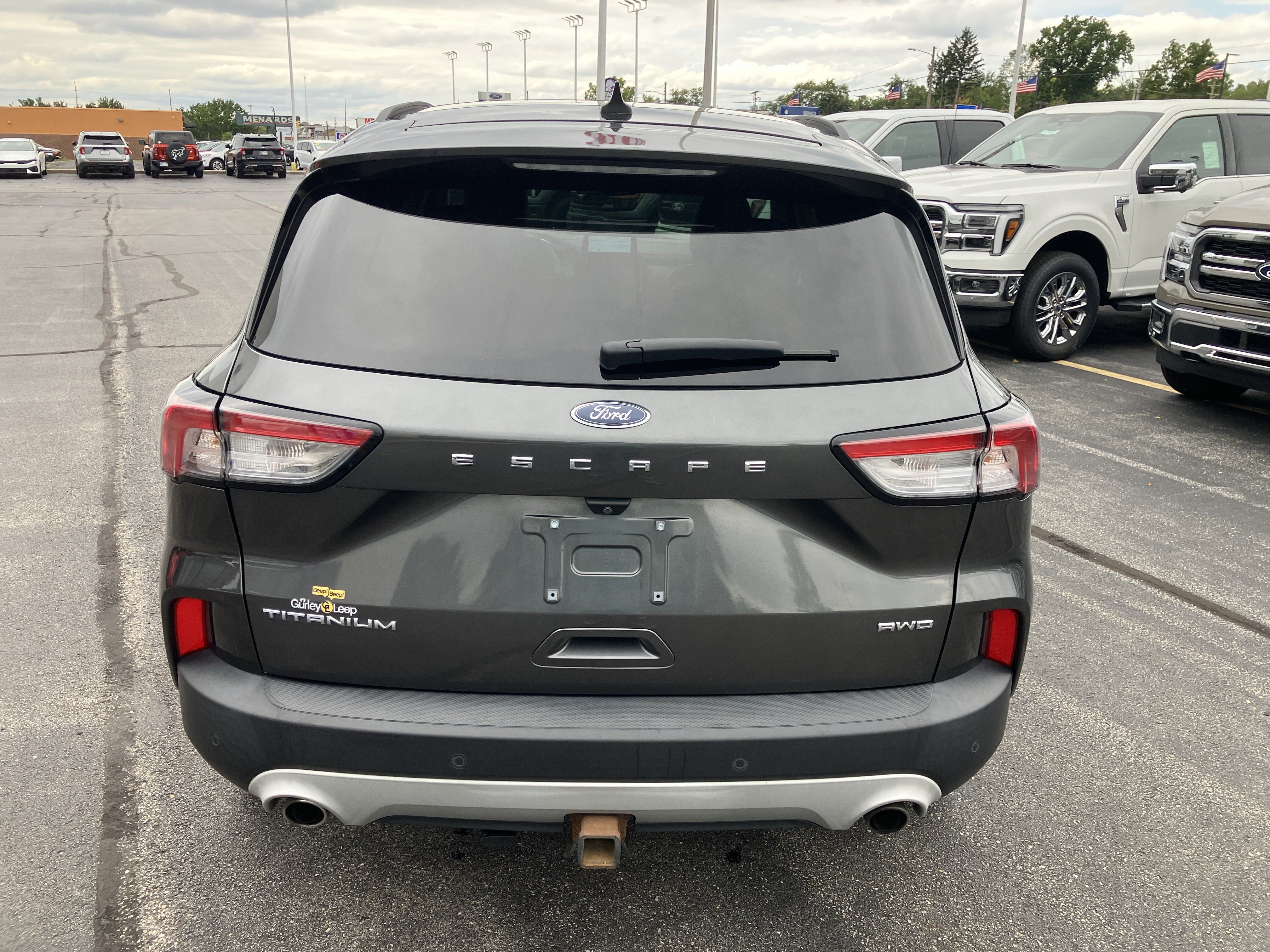 Used 2020 Ford Escape Titanium AWD/4WD image 3