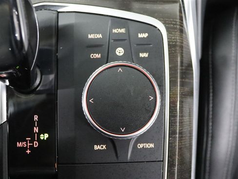 Used 2019 BMW 330i xDrive Sedan w/ Premium Package image 28