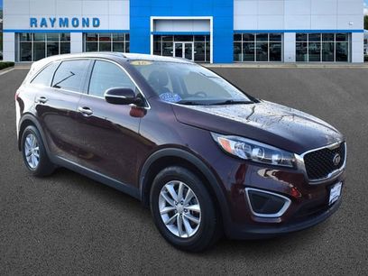 Used 2016 Kia Sorento LX w/ LX Convenience Package