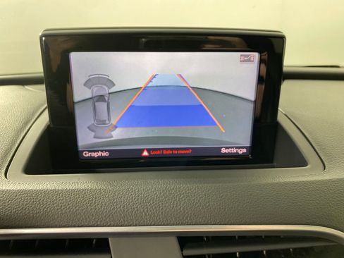 Used 2018 Audi Q3 2.0T Premium image 19