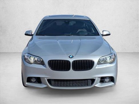 Used 2015 BMW 550i Sedan image 2