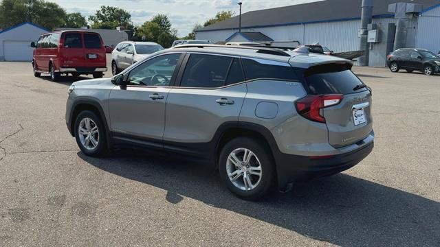 Certified 2023 GMC Terrain SLE w/ Driver Convenience Package AWD/4WD image 6
