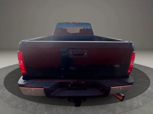 Used 2013 Chevrolet Silverado 2500 LTZ w/ LTZ Plus Package image 5