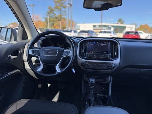Used 2022 GMC Canyon Elevation image 12