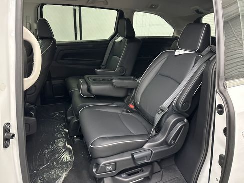 New 2026 Honda Odyssey Elite image 24