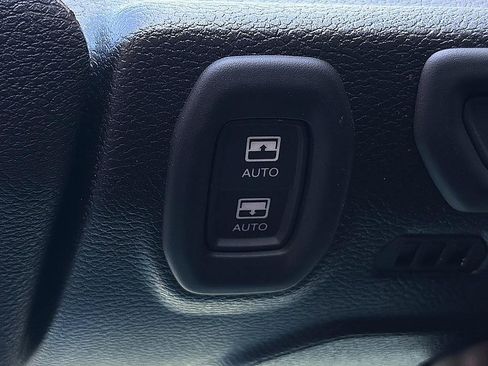 Used 2023 Jeep Wrangler Unlimited Sport AWD/4WD image 14