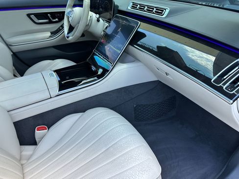 Certified 2022 Mercedes-Benz S 500 4MATIC image 17