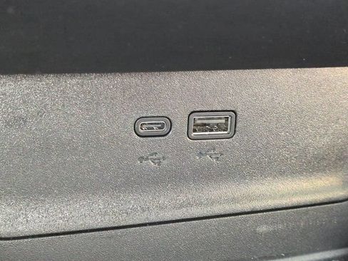 Used 2026 Chevrolet Equinox LT FWD image 20