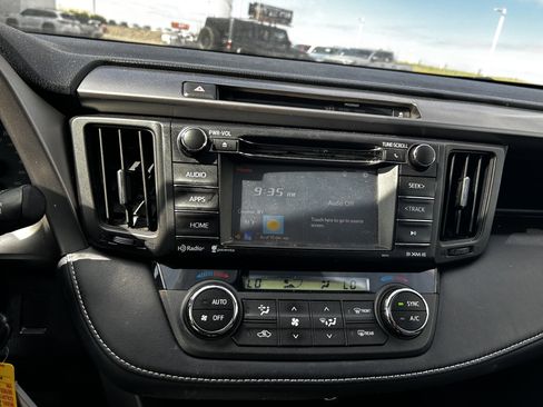 Used 2016 Toyota RAV4 XLE AWD/4WD image 15