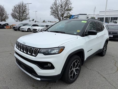 Used 2024 Jeep Compass Limited AWD/4WD image 1