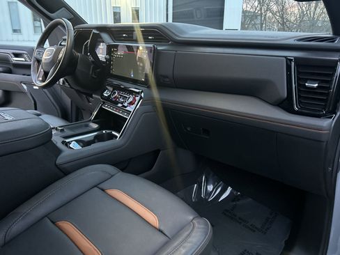 Certified 2025 GMC Sierra 3500 AT4 w/ AT4 Premium Plus Package image 30