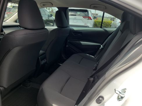 Used 2026 Toyota Corolla LE FWD image 17
