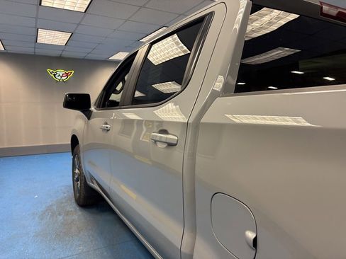 Certified 2024 Chevrolet Silverado 1500 LT AWD/4WD image 17