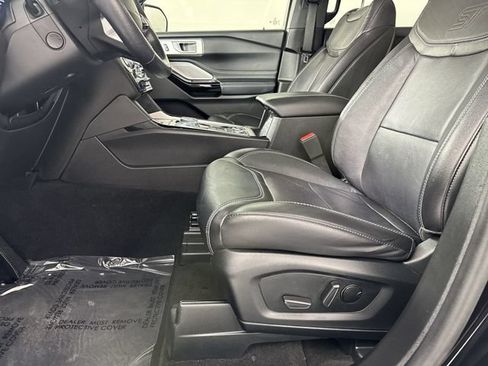 Used 2023 Ford Explorer ST w/ Equipment Group 401A AWD/4WD image 24