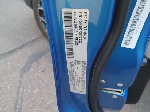 Used 2025 Jeep Compass Limited image 10