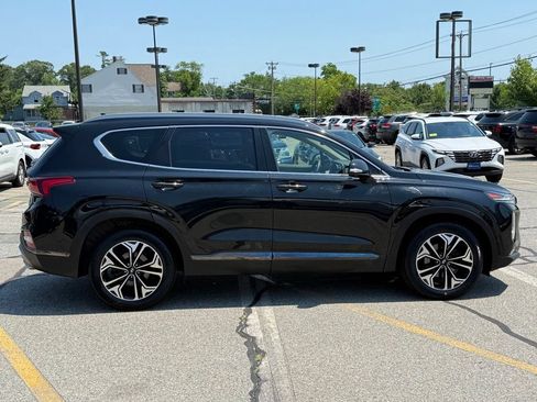 Used 2019 Hyundai Santa Fe AWD w/ Cargo Package image 7