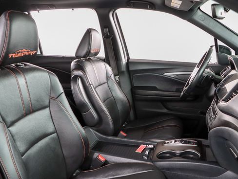 Used 2023 Honda Passport TrailSport image 28