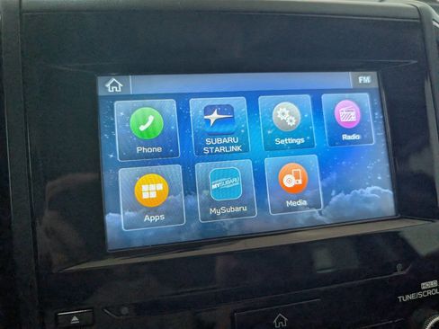 Used 2020 Subaru Forester Premium image 10