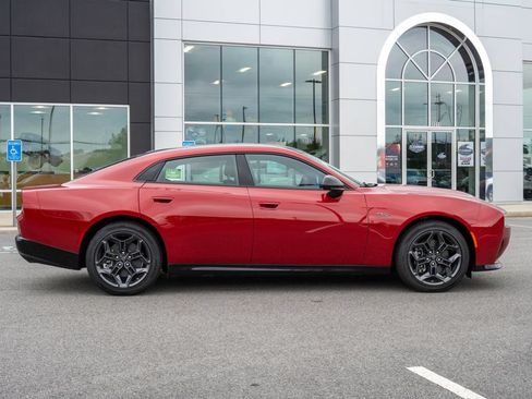 New 2026 Dodge Charger R/T w/ Blacktop Package AWD/4WD image 8