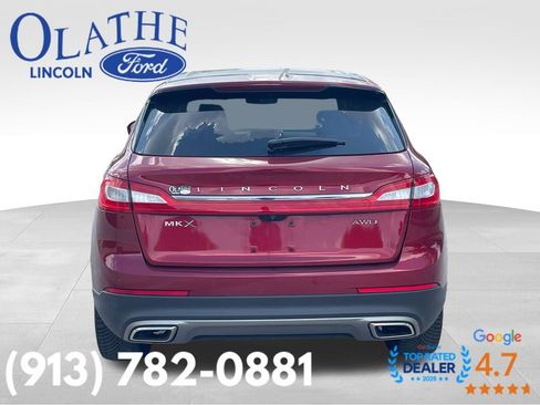 Used 2016 Lincoln MKX Reserve w/ Technology Package AWD/4WD image 4