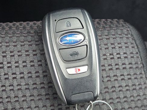 Certified 2025 Subaru Outback Premium w/ Popular Package #1A image 28