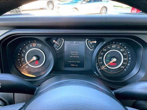 Used 2024 Jeep Gladiator Sport image 50