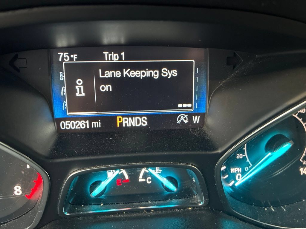 Used 2018 Ford Escape SEL w/ Ford Safe & Smart Package FWD image 11