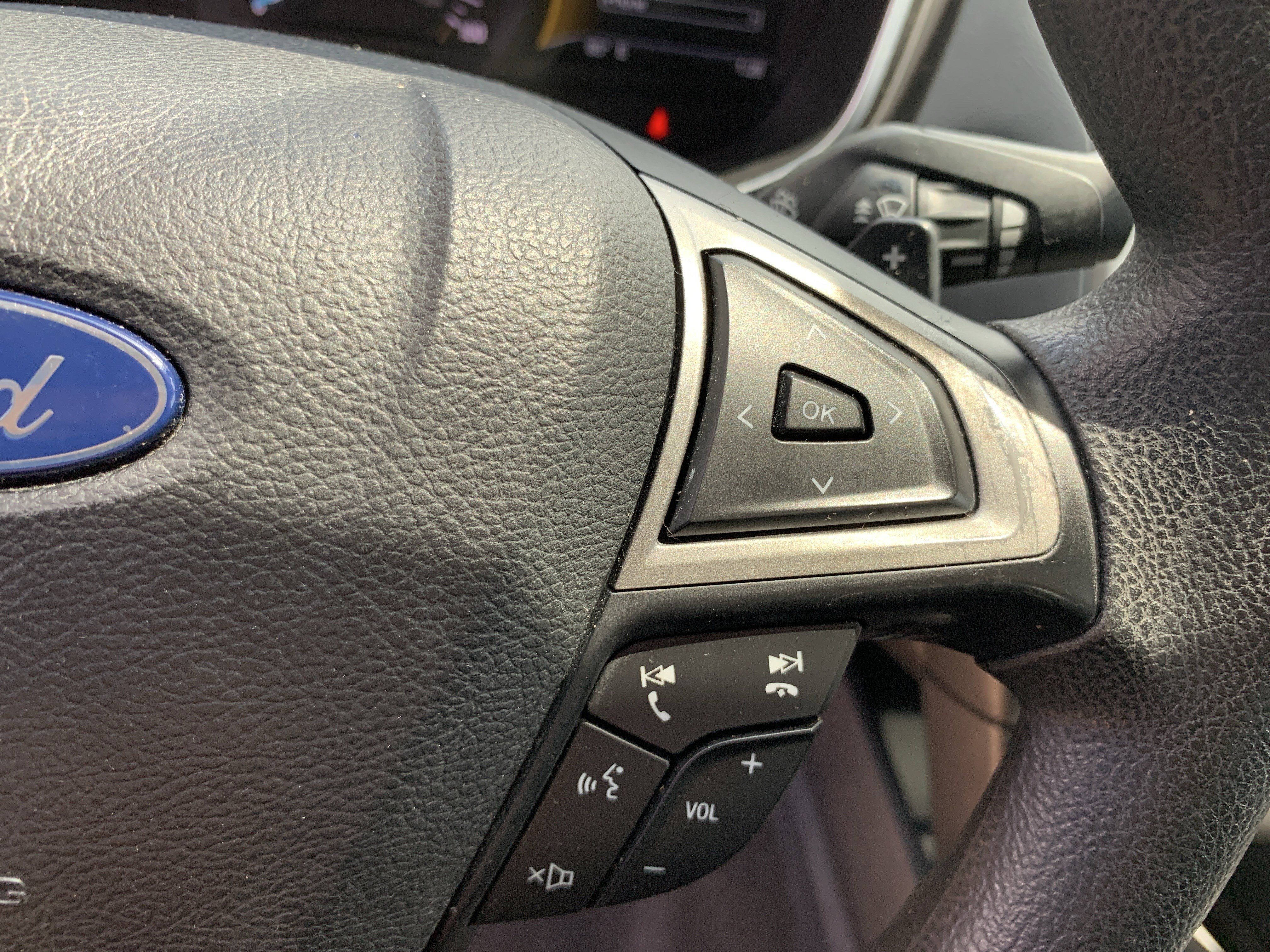 Used 2019 Ford Fusion SE FWD image 20