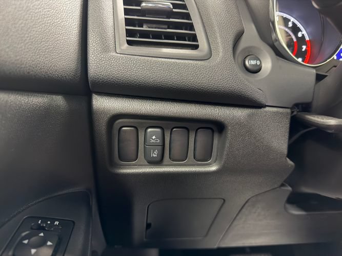 Used 2025 Mitsubishi Outlander Sport AWD image 19