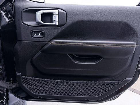 Used 2024 Jeep Wrangler Sahara w/ Technology Group image 37