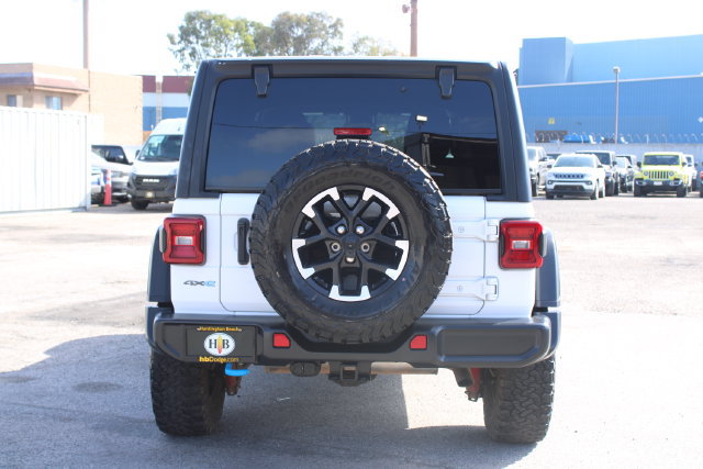 Used 2024 Jeep Wrangler Unlimited Rubicon 4xe AWD/4WD image 4