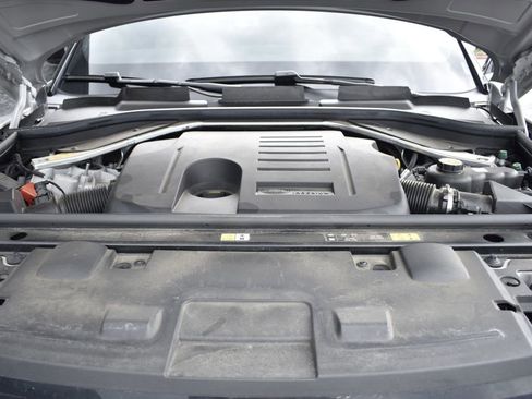 Used 2024 Land Rover Range Rover Sport SE AWD/4WD image 11