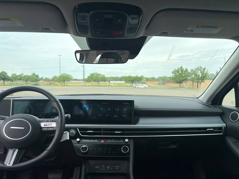 Used 2026 Hyundai Sonata SEL FWD image 25
