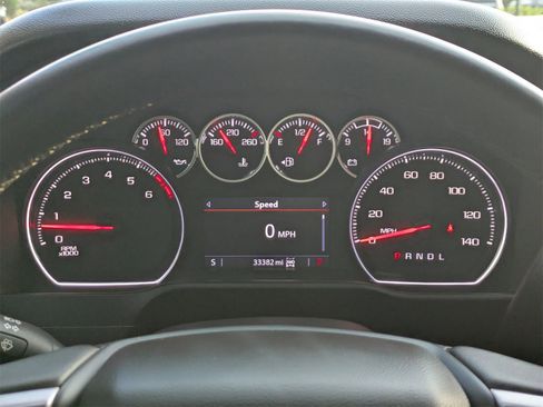 Used 2022 Chevrolet Silverado 1500 LT Trail Boss w/ Bed Protection Package image 2