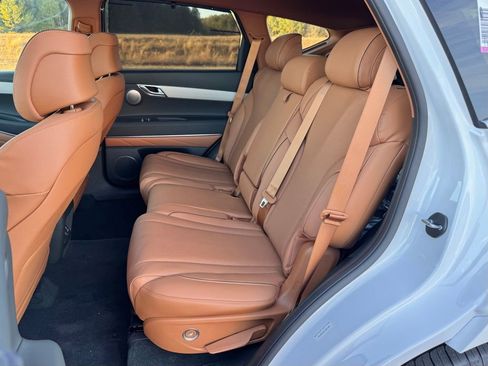 New 2026 Genesis GV80 2.5T Advanced image 24