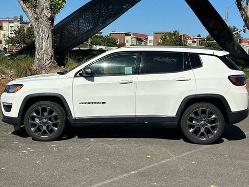 Used 2021 Jeep Compass Latitude w/ Sun and Sound Group image 7