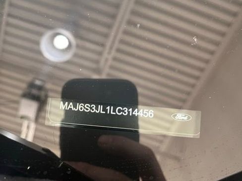 Used 2020 Ford EcoSport SES image 25