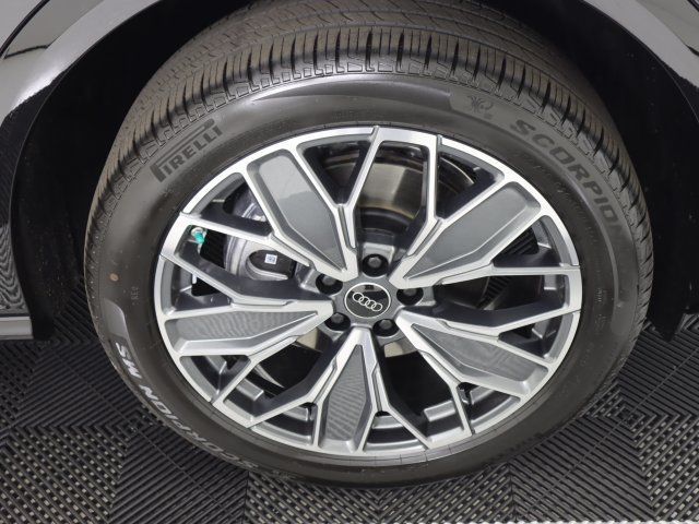 New 2026 Audi Q5 Premium Plus AWD/4WD image 9