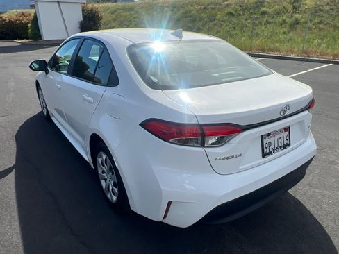 Used 2024 Toyota Corolla LE image 8