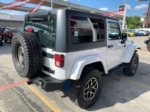 Used 2015 Jeep Wrangler Sahara w/ Connectivity Group AWD/4WD image 4
